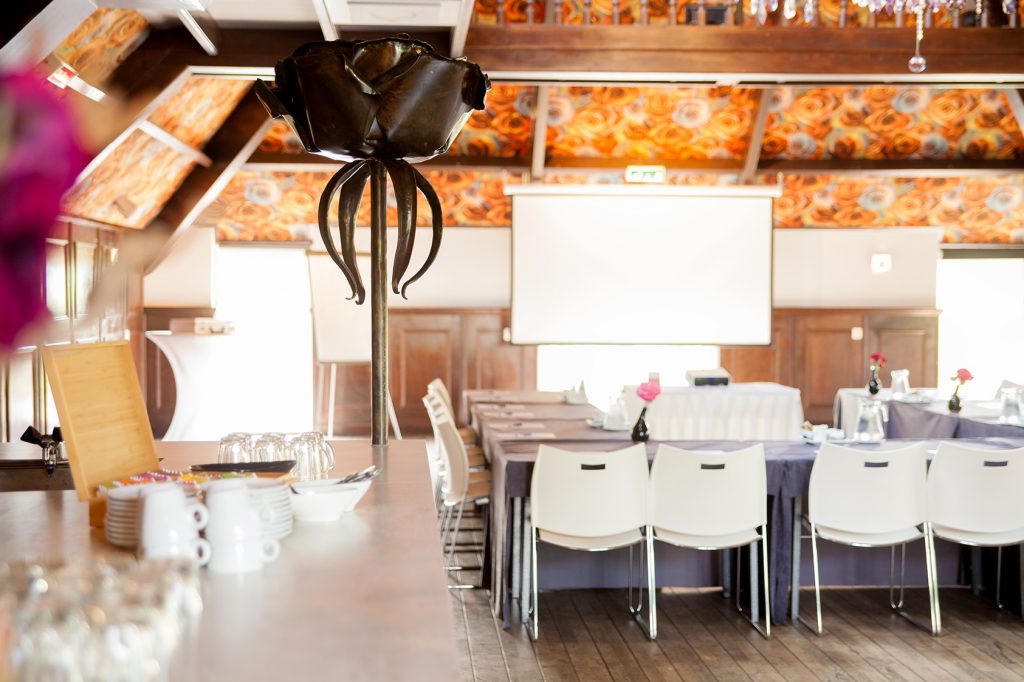 Vergaderen De roode Schuur